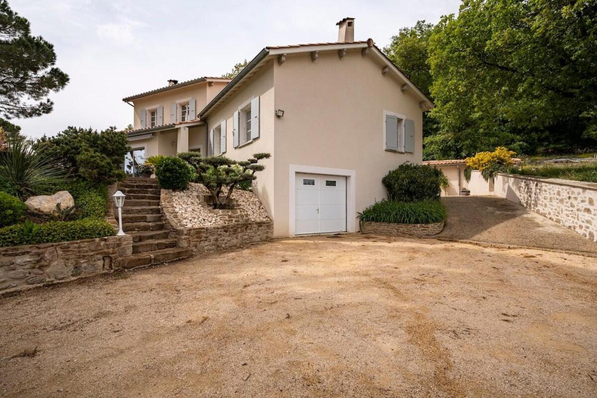 La Villa Moursoise 4 Etoiles Exterior foto